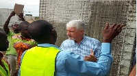The Ambassador inspected the progress of the project in Kasunya