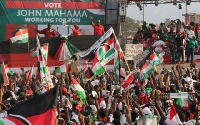 File photo: President John Dramani Mahama and some NDC executives campaign in Central region.