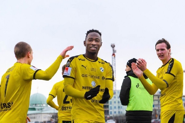 Sadat Karim provides two assists for Halmstads BK in league win