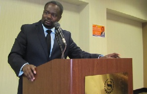 Kofi Akpaloo, Flag bearer of the Independent People