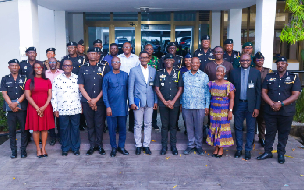 A group photo of the IGP and members of CSOs