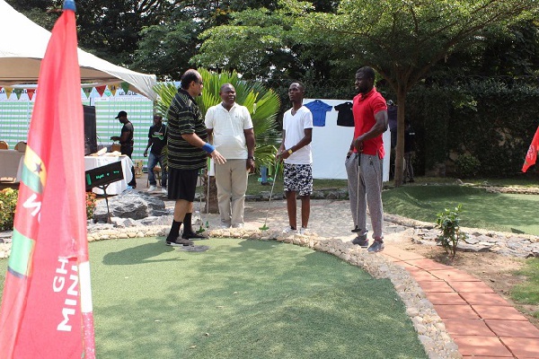 Minigolf  Federation rehearsal  teed-off to a flying start