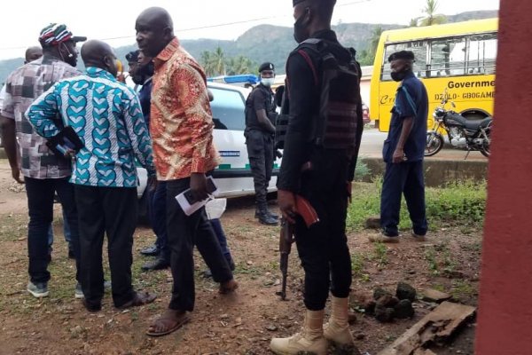 NDC supporters accuse masked policeman of being a vigilante