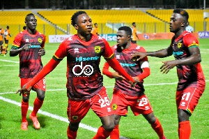 Asante Kotoko players