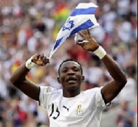 John Painstil pulled out an Israel flag after Ghana's win over Czech Republic in 200