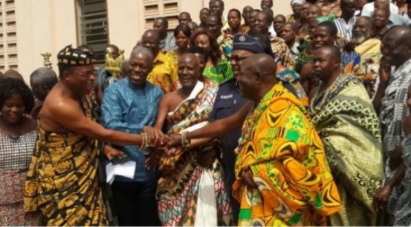 Chiefs of Alavanyo and Nkonya smoke the peace pipe by shaking hands
