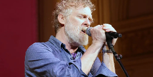 Glen Hansard.png
