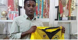 Kwame Boahene Sign Kotoko1