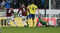 Sam Vokes has scored in consecutive Premier League appearances after netting just once in his previo