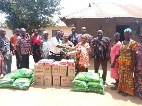 Families receiving the donations