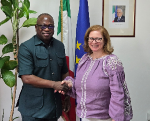 Minister visits Italian Ambassador to Ghana to strengthen working collaboration