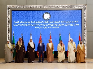 King Mohammed VI hosted GCC Heads of State at a ministerial meeting on Sunday in Riyadh