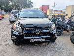 IGP, President Mahama urged to honour brave Ghanaian after dramatic robbery chase