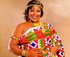 Gloria Sarfo, Kente
