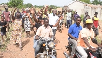 Angry youth of Zua calls on the government for electricity in their community