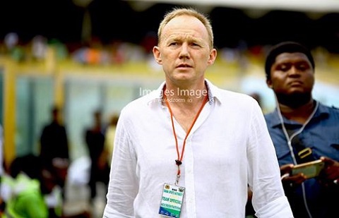 Ashantigold in talks with Ex-Hearts of Oak coach Frank Nuttal