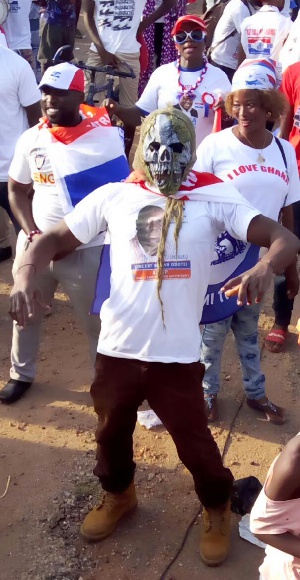 NPP supporters join party for final rally