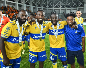 APOEL lifted the coveted trophy at the Alphamega Stadium following a 1-0 victory over Paphos