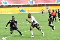Tekpetey was in action for the Meteors