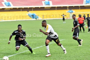 Tekpetey was in action for the Meteors