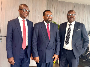 Managing Director of NIB, Dr Zakaria (R) with BoG Governor (M) and his first deputy (L) Managing Director of NIB, Dr Zakaria (R) with BoG Governor (M) and his first deputy (L)