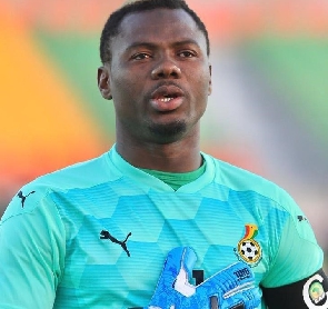 Asante Kotoko goalkeeper Danlad Ibrahim signs one-year contract extension