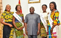 Dr Mahamudu Bawumia,Vice-President in a pose with Inna Patty and queens of Miss Ghana 2017