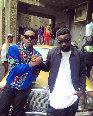 Patoranking and Sarkodie collaborated on 'No Kissing'