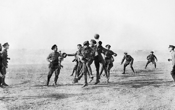 England and German soldiers playing football