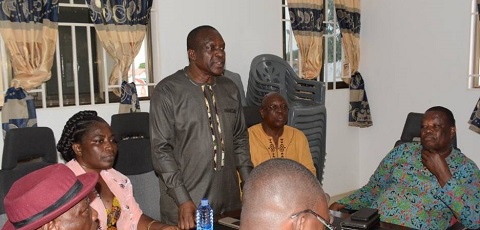 Bagbin addressing the Chief and Elders of Nkwanta
