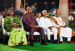 (L-R) Abla Dzifa Gomashie, President Mahama, Rex Omar and Yussif Jajah