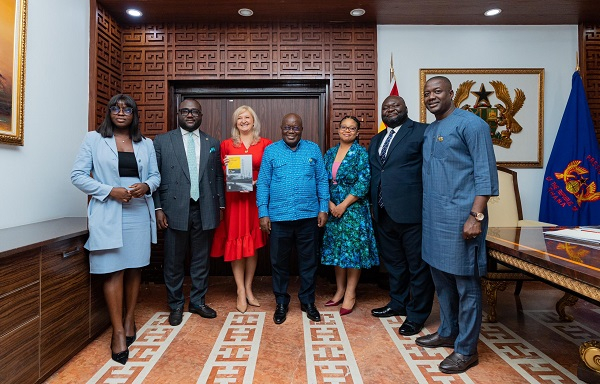 President Nana Addo Dankwa Akufo-Addo and officials from the Oxford Business Group