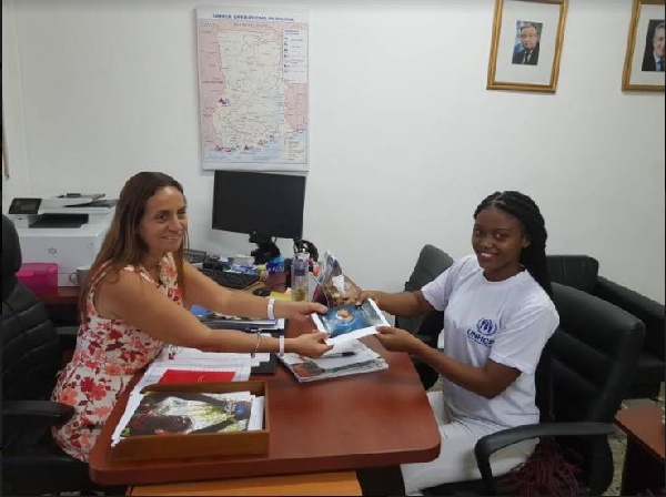 eShun and a representative of UNCHR in Dakar, Senegal Ms. Teresa Vazquez