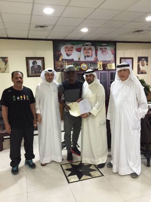 Soccer Rashid Sumaila Signs For Al Qadsia