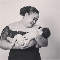 Vivian Jill, Kumawood Actress and her baby