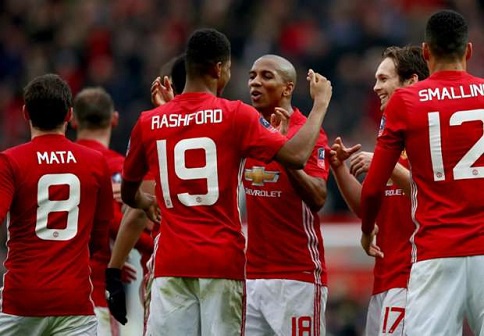 Man United need to recover from a derby-day hangover to keep their slim title hopes alive
