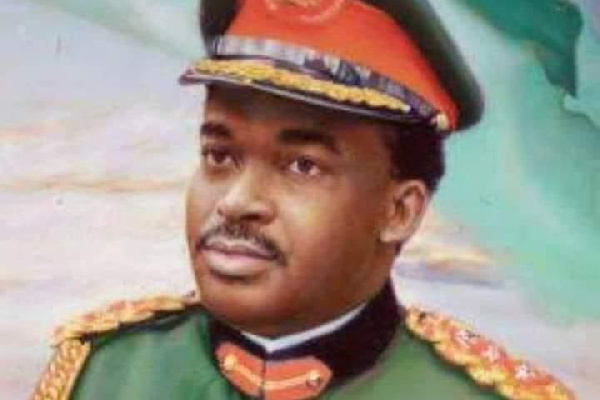 Lt-General Oladipo Oyeyinka Diya (retd) don die