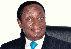 Dr Kwabena Duffuor