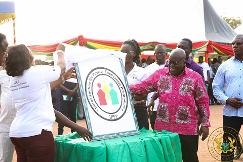 President Akufo-Addo unveiling the IPEP logo