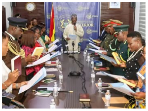 Mohammed-Mubarak Muntaka (M) with the 15-member Governing Board of NACOC