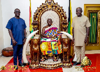 Otumfuo Osei Tutu II with officials of GETFund