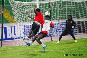 Ernest Nuamah scoring his goal at training