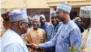 The minister (R) stressed the need to tackle vigilantism