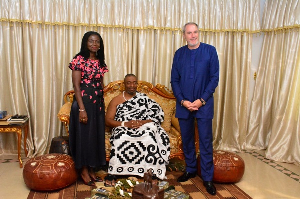 His Majesty King Tackie Teiko Tsuru II, Ga Mantse, CEO of MTN Ghana Stephen Blewett and Adwoa Wiafe