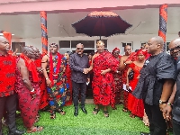 John Dramani Mahama with King Tackie Teiko Tsuru II