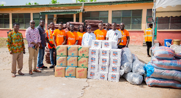 The delegation from Fidelity Bank and officials of NADMO as well as the DCE for North Tongu pictured