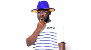 Ghanaian comedian and event MC, Lekzy DeComic