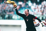Meet Rogério Ceni, the goalkeeper with the most career goals Meet Rogério Ceni, the goalkeeper with the most career goals