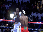 Abdula Ahmed beats Nigerian boxer in fierce fight to win African title