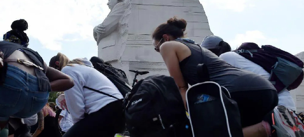 Plaintiffs say protest gesture helped defuse Washington DC tensions